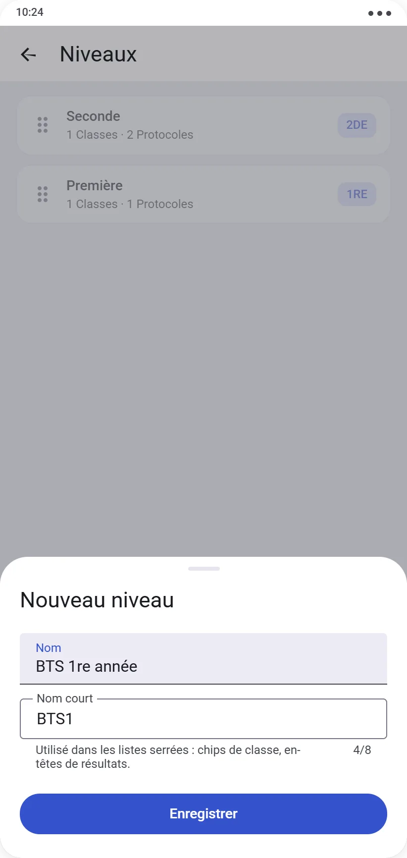 Formulaire de création d'un niveau avec champs nom et nom court