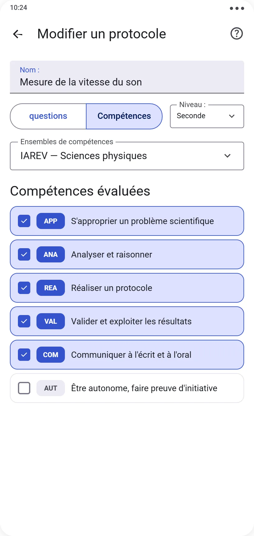Éditeur de protocole de type compétences avec sélection des compétences à évaluer